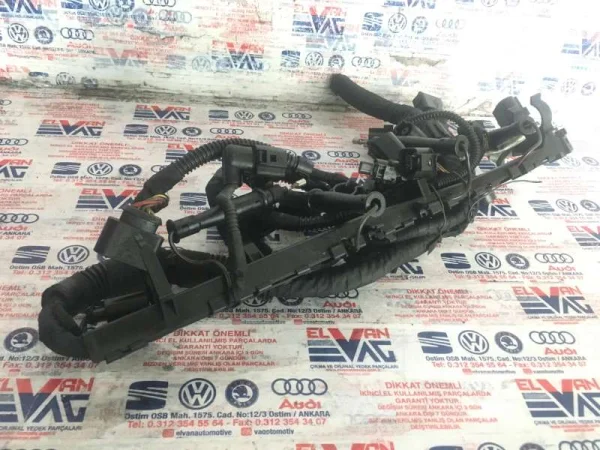 6R0971824 | Kablo Kanalı | VW Golf, Jetta - Audi A1, A3 - Seat Altea, Ibiza VAG
