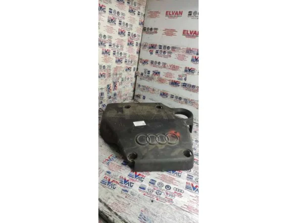 06A103925N | Audi A3 Motor Üst Kapağı VAG