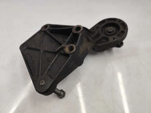 074145169C | VW LT Gergi Kütüğü VAG