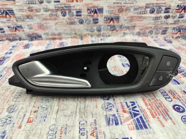 8X0868783 | Audi A1 İç Kapı Açma Kolu VAG