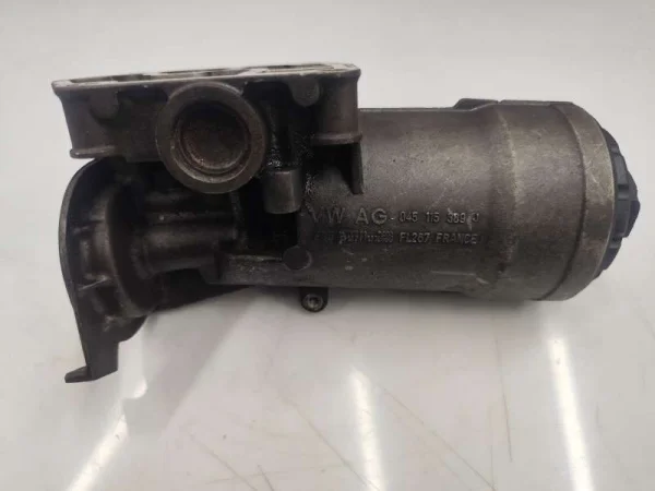 045115389J | Yağ Filtre Kütüğü | VW Caddy, Eos - Audi A3, A4 - Seat Alhambra, Altea VAG