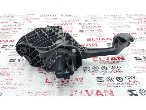 1T1721059BR | Debriyaj Pedalı VAG