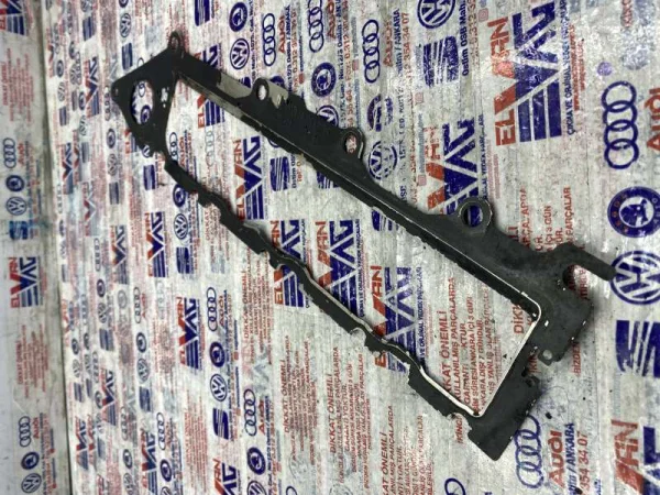 04L129717D | Emme Manifold Contası | VW CC, Golf - Audi A1, A3 - Seat Alhambra, Ateca VAG