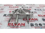 1K1857821D | Sol Göğüs Bağlantı Braketi - 1