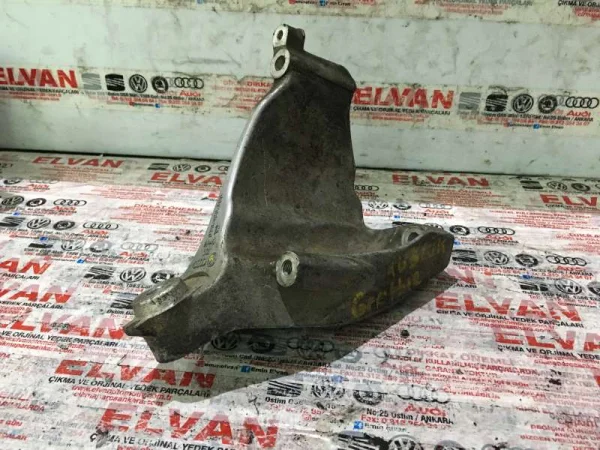 076199308 | VW Crafter Sol Motor Takozu VAG