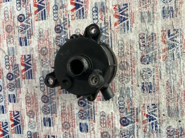 076103593A | VW Crafter Yağ Seperatörü VAG