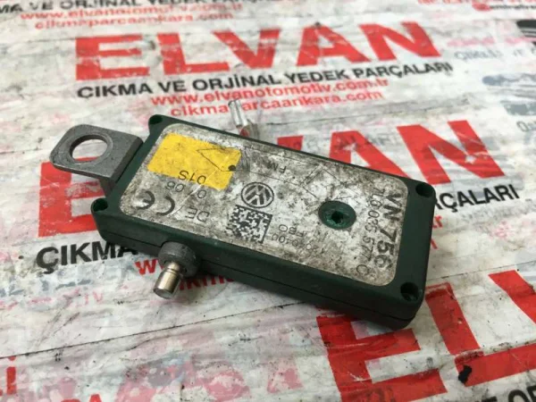 7L6035577C | VW Touareg Anten Amplifikatörü VAG