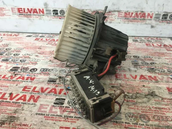 8K1820021 | Kalorifer Fan Motoru VAG