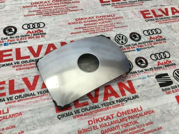 0024972060 | Orta Konsol Çerçevesi VAG