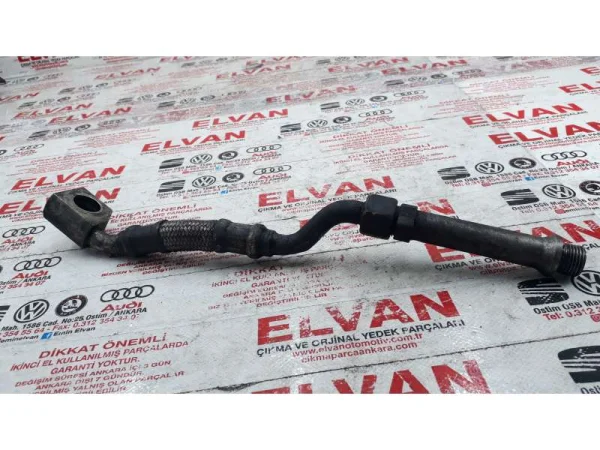 028145736C | Audi 80 Serisi Turbo Yağ Dönüş Borusu VAG