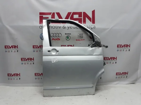 7E5831056C | VW Transporter Kapı Menteşesi VAG