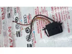 1J0972753 | Soket Muhafazası | VW Bora, Caddy - Audi 80 Serisi, A1 - Seat Alhambra, Cordoba - 1