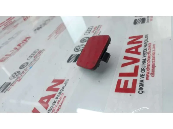 5F0807241 | Seat Leon Ön Tampon Çeki Demiri Kapağı VAG