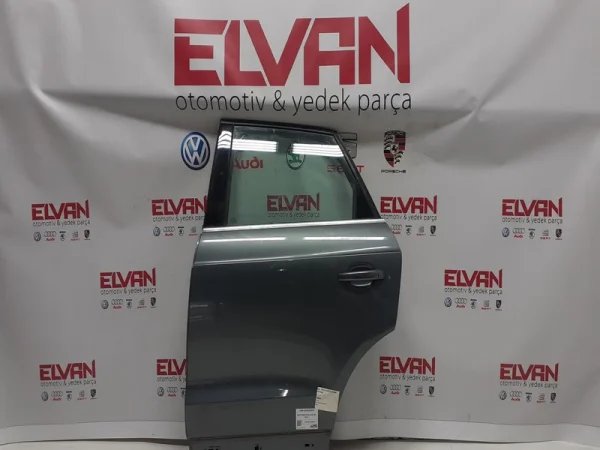 8U0833051B | Sol Arka Kapı Sacı | Audi Q3, RS Q3 VAG