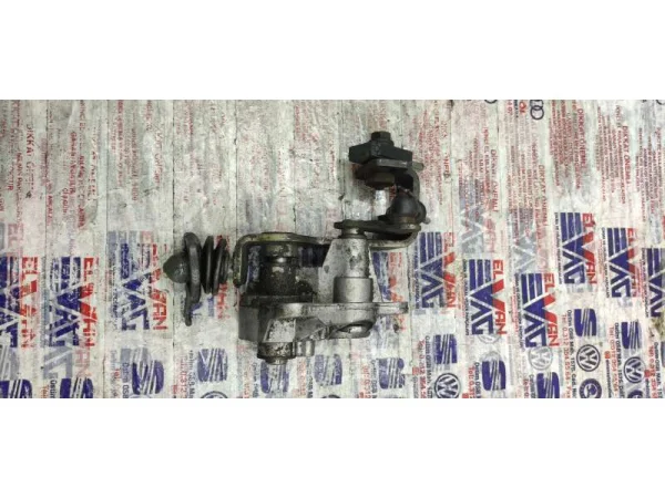 6N0711095A | VW Polo Vites Kolu Bağlantı Braketi VAG