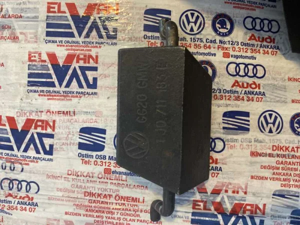 1J0711183E | Vites Rölesi Kolu | VW Golf, Jetta - Audi A3 - Skoda Octavia VAG