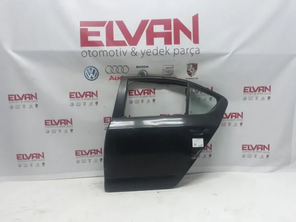 5E5833051A | Skoda Octavia Sol Arka Kapı VAG