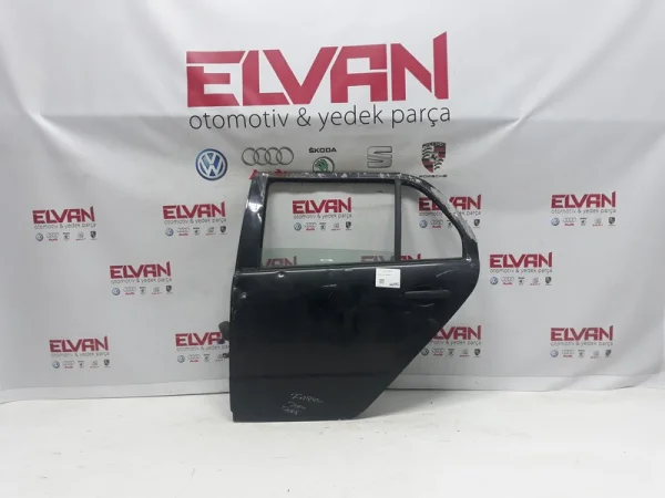 5J6833055 | Skoda Fabia Sol Arka Kapı VAG