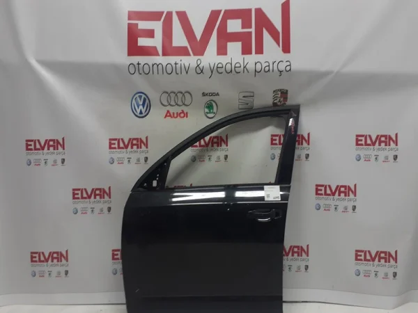 5E0831051A | Skoda Octavia Sol Ön Kapı VAG