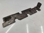 03C253197N | Manifold Bağlantı Braketi | VW Eos, Golf - Audi A1, A3 - Seat Altea, Leon - 1