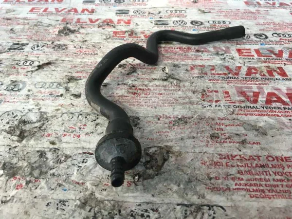 03L103558M | Külbütör Havalandırma Hortumu VAG
