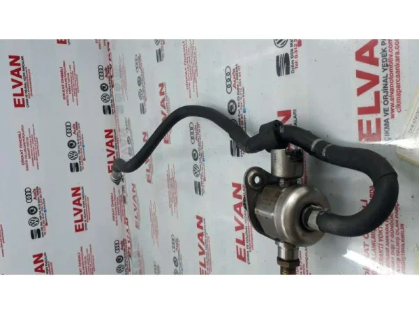 8T0201215Q | Yakıt Besleme Hortumu | Audi A4, A5, Q5 VAG