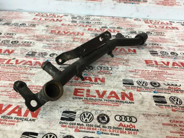 06D121521C | Yağ Soğutucu Braketi | VW Eos, Golf, Jetta - Audi A1, A3 - Seat Leon VAG