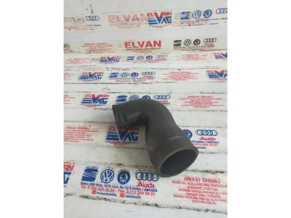 7M3145838F | İntercooler Hortumu VAG