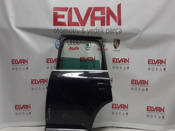 7P0833055 | VW Touareg Sol Arka Kapı Sacı VAG