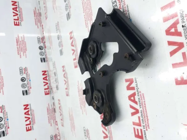 059103925M | Skoda Superb Motor Üst Kapağı VAG
