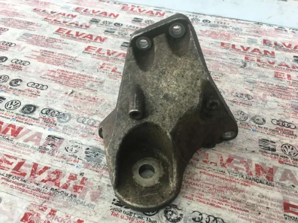 4E0399113B | Şanzıman Braketi VAG