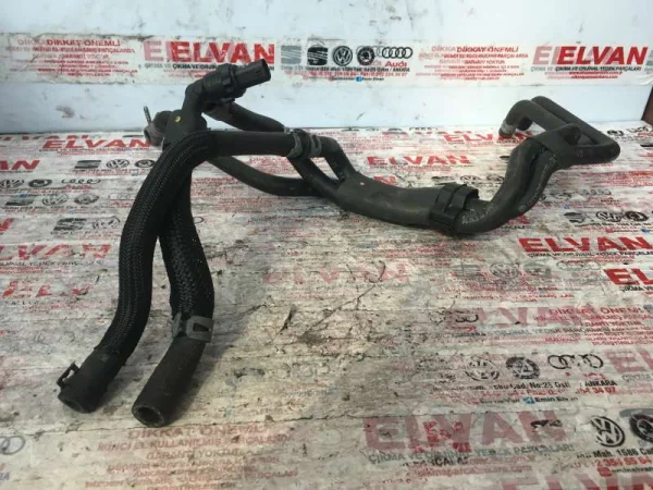 8R0201225T | Yakıt Depo Kapağı VAG