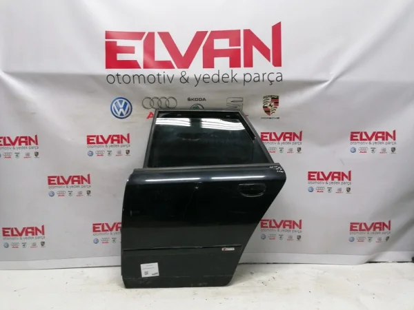 8E0833051 | Audi A4 Sol Arka Kapı VAG