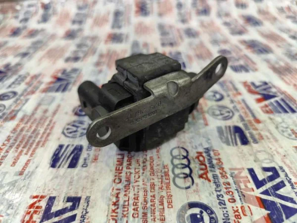 059145245B | Vakum Valfi | VW Touareg - Audi A4, A5, A6, A7, A8 VAG