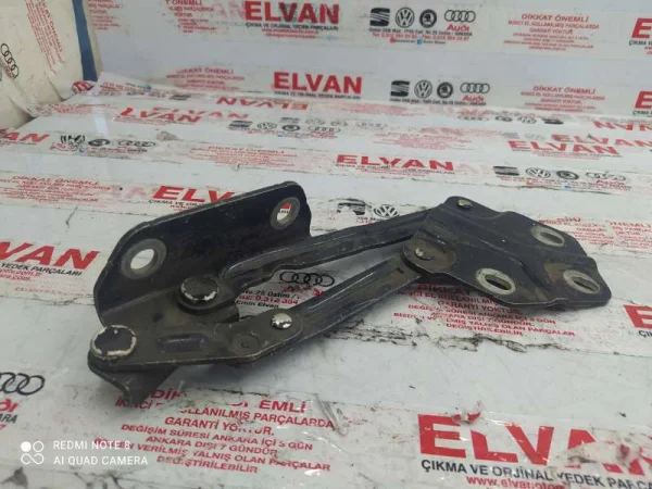 1T0823301 | Sol Kaput Menteşesi | VW Caddy, Touran VAG