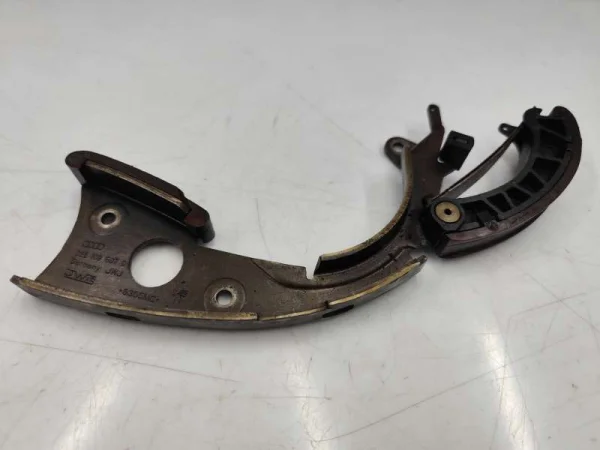 06E109507D | Üst Eksantrik Zincir Kızağı | VW Touareg - Audi A4, A5, A6, A7, A8 VAG