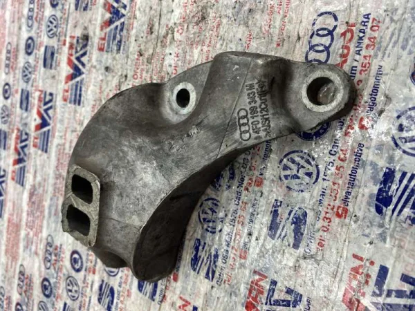 4F0199343M | Audi A6 Motor Kulak Braketi VAG