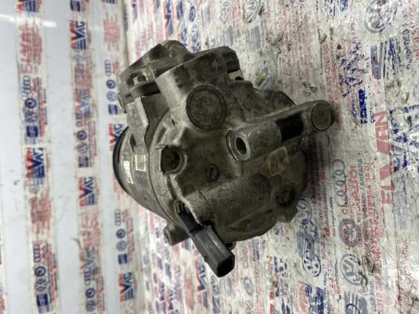 8K0260805E | Klima Kompresörü | Audi A4, A5, Q5 VAG