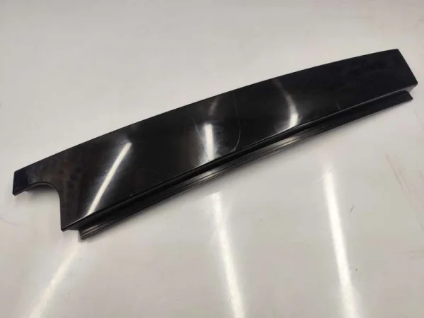 5G6839902A | Sağ Arka Kapı Direk Kaplaması | VW E-Golf, Golf VAG