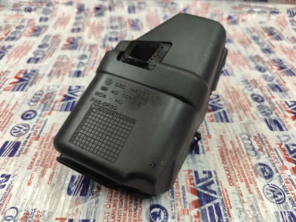 03C145851F | Süperşarj Kapağı | VW Golf, Jetta, Touran VAG