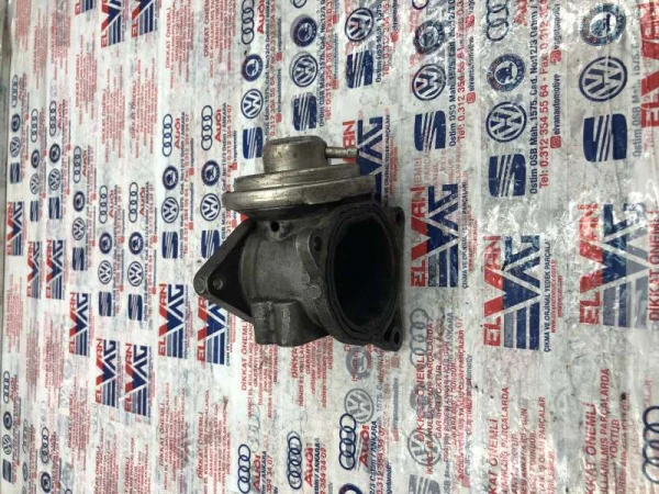 038123637L | Gaz Kelepçesi VAG