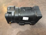 03C103502M | Kompresör Kapağı | VW Eos, Golf, Jetta, Scirocco, Tiguan, Touran - 1