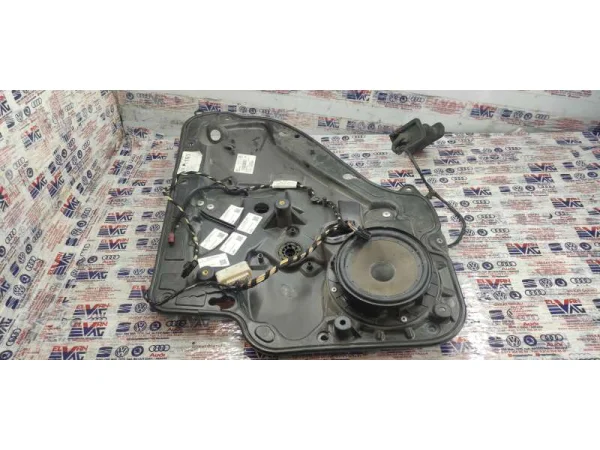 1K0035454 | VW Golf Kapı Hoparlörü VAG