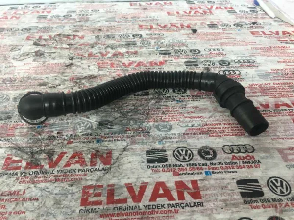070103474E | VW Transporter Karter Havalandırma Hortumu VAG