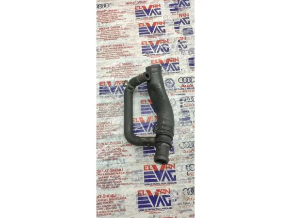 7L6122157C | VW Touareg Soğutma Suyu Hortumu VAG