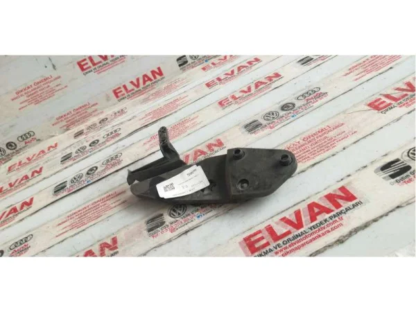 1J4839768B | Sağ Arka Kapı Kilit Sabitleme Braketi | VW Bora, Golf, Jetta - Seat Leon - Skoda Fabia VAG