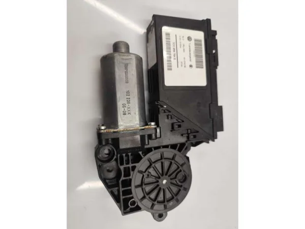 130821764 | Elektrikli Ön Sağ Cam Motoru VAG