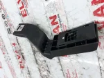 5G1863144D | Orta Konsol Tutucu Braketi | VW E-Golf, Golf, Tiguan, Touran - 1