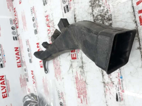 1P1819151A | Seat Leon Ayak Havalandırma Kanalı VAG
