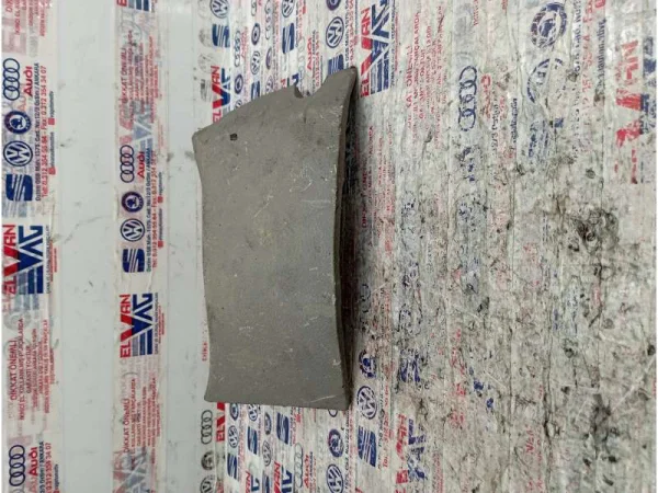 A9066890808 | Sağ Dış Torpido Kapağı VAG